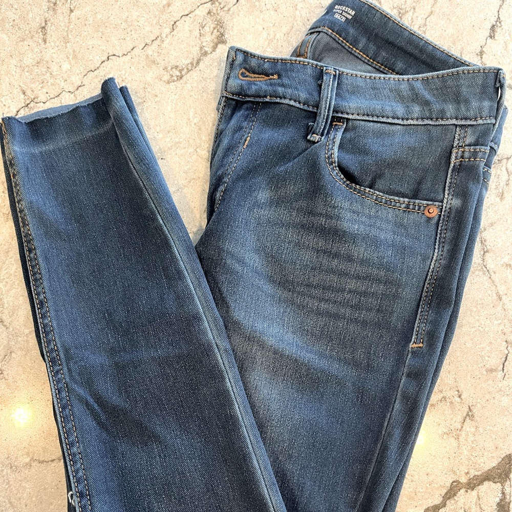 Old Navy Rockstar Super Skinny